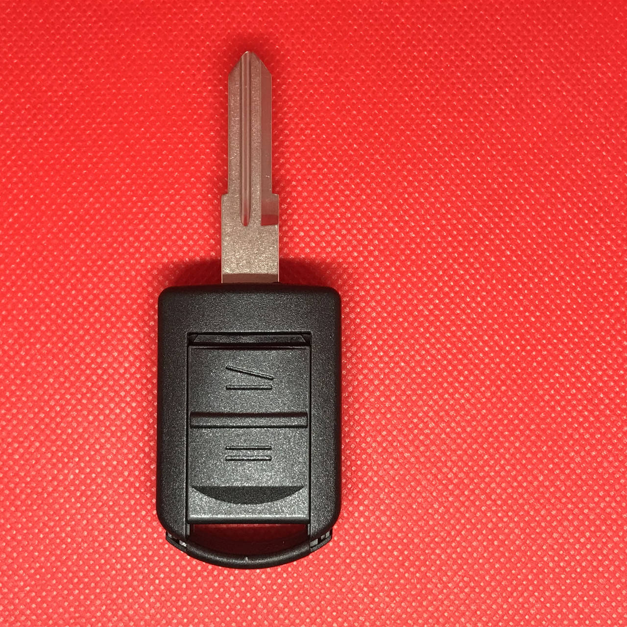 

Корпус ключ для Opel (Опель) Combo, Комбо Комбо, Корса С, Мерива, Агила 2 кнопки HU46