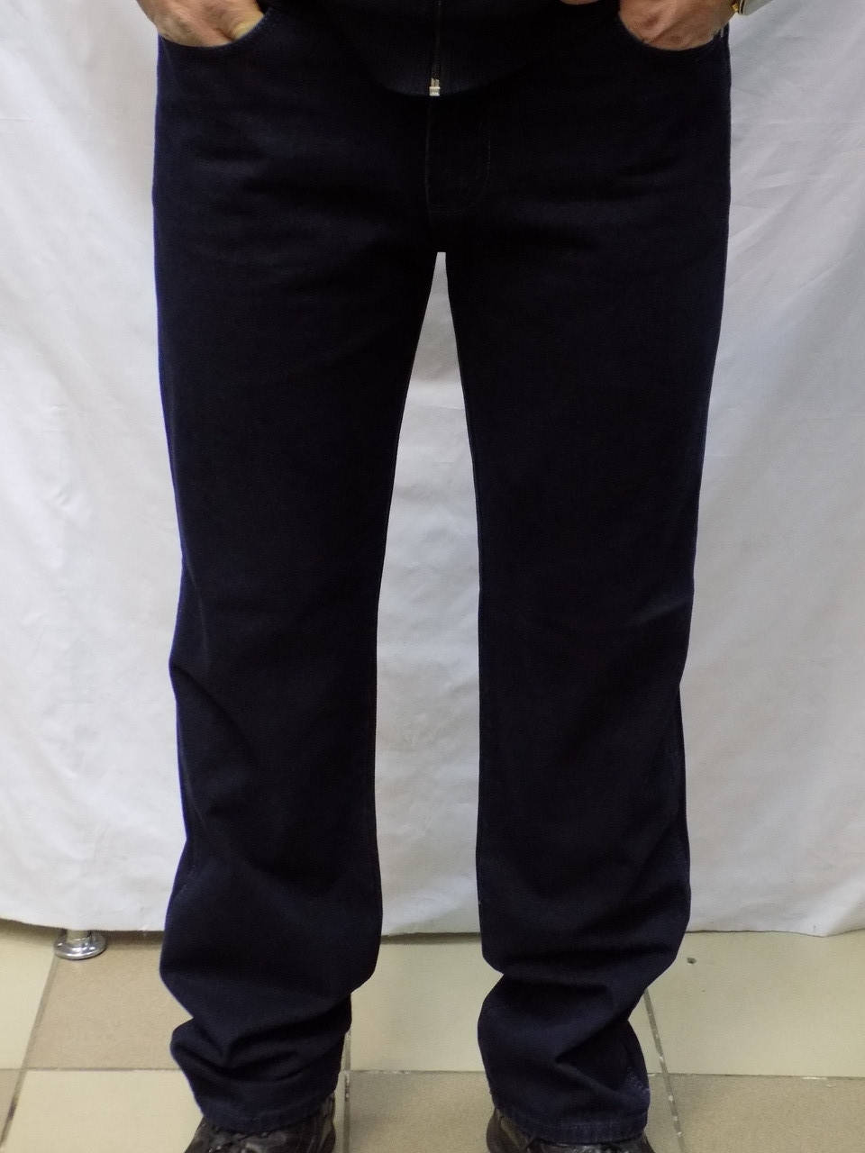 

Джинсы мужские Wrangler-wrander тёмно-синие.