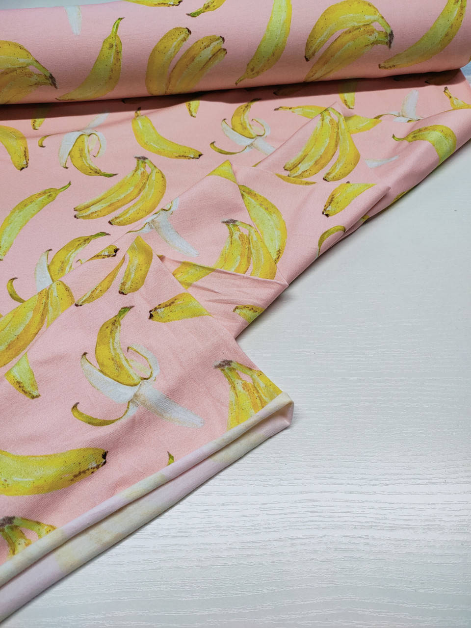 

Стрейч кулир принт "Банан на розовом " (диджитал)