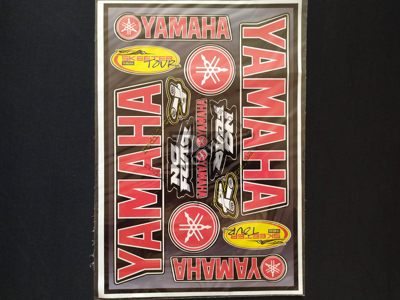 

Наклейка на автомобиль мотонабор Yamaha (h=330 мм, l=225 мм)