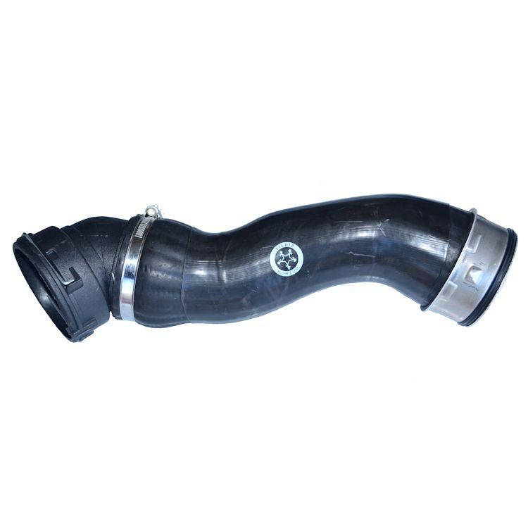 

Патрубок интеркуллера BMW E60, E61 11617797698