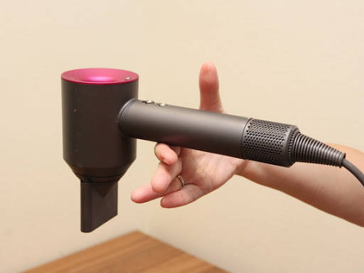 

Фен Дайсон Суперсоник Фуксия Розовый (Dyson Supersonic Fuchsia HD03)
