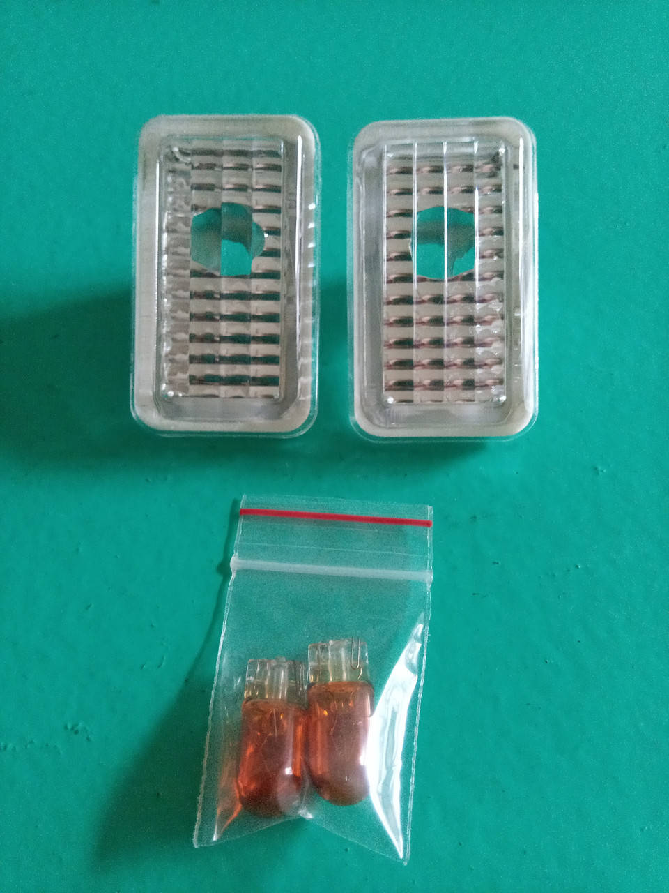 

Указатели поворотов в крыла тюнинг Гольф 2, Джетта 2, Ауди 80-90-100-200, Пассат