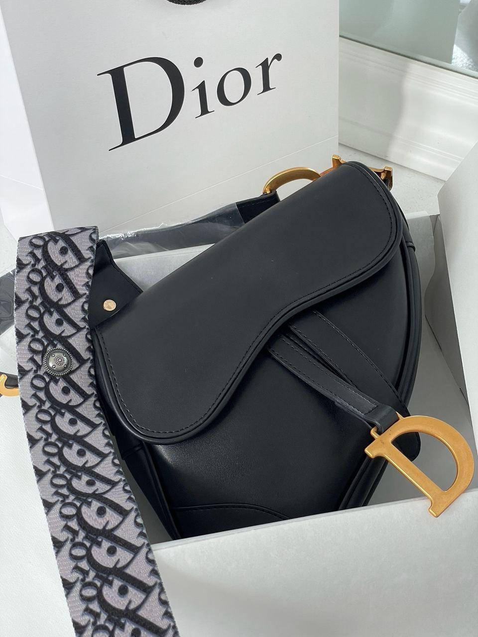

Стильная женская сумочка черная Christian Dior Saddle Black гладкая кожа диор седло сумка женская, Черный