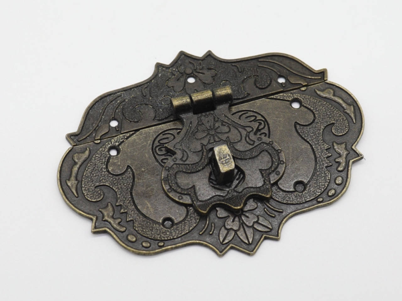 

Замок декоративный. 97х73мм