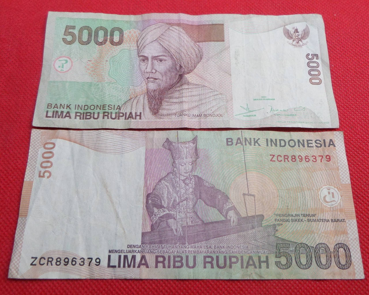 

Индонезия 5000 рупий 2001-2015 год №216