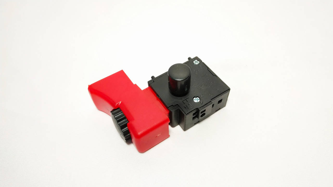 

Кнопка с регулятором оборотов для болгарки DWT 125, 8А, Lоснования-33,5мм, В основания-29мм, Носнования-16,5