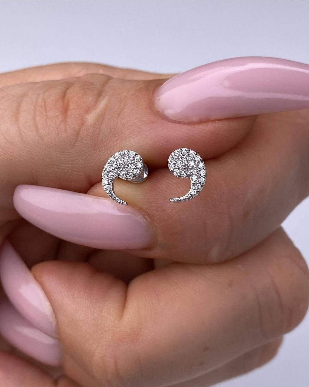 

Серьги пуссеты 925 пробы с фианитами