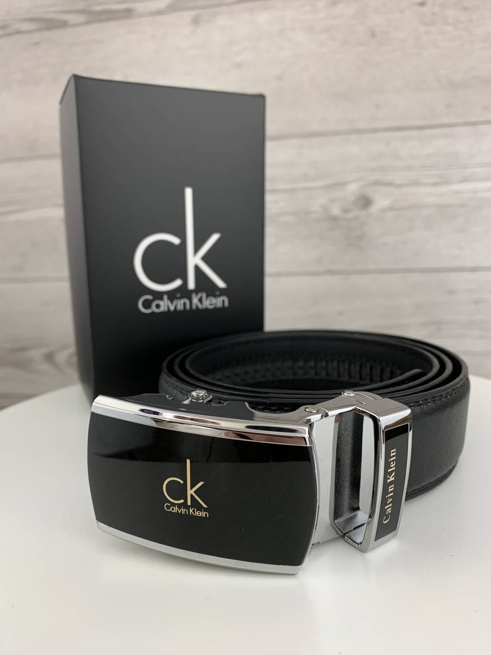 

Оригинальный подарок ремень Calvin Klein мужчине, мужу, парню, брату, начальнику, другу. Видеообзор