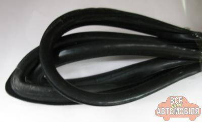 

Уплотнитель лобового стекла 08-015 БРТ