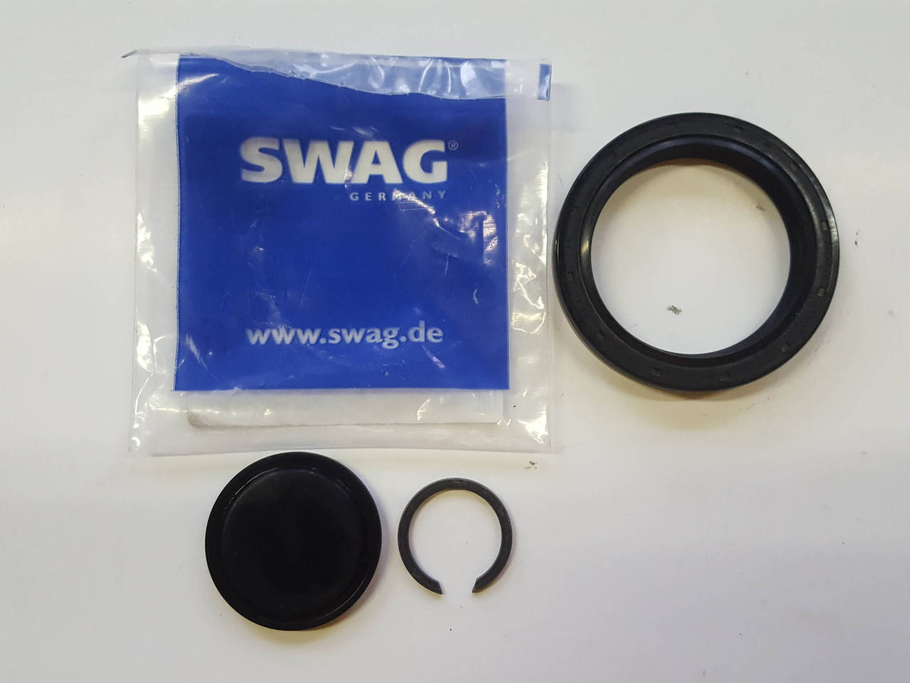 

Сальник привода (комплект) Chery Amulet (Чери Амулет) 1.6 SWAG (Германия) 015301189AA