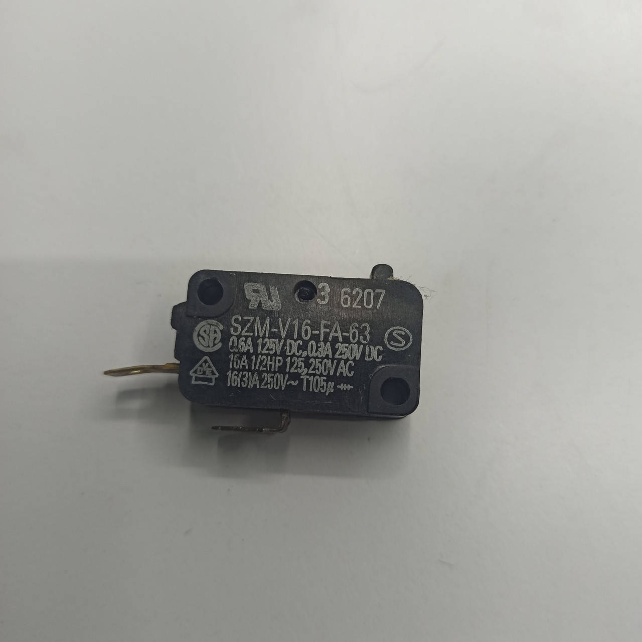 

Микровыключатель для СВЧ-печи 6207 SZM-V16-FA-63 БУ