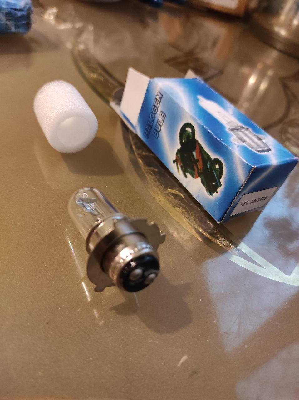 

Лампочка фары 12V 35/35Wt (P15D-25-3) H6