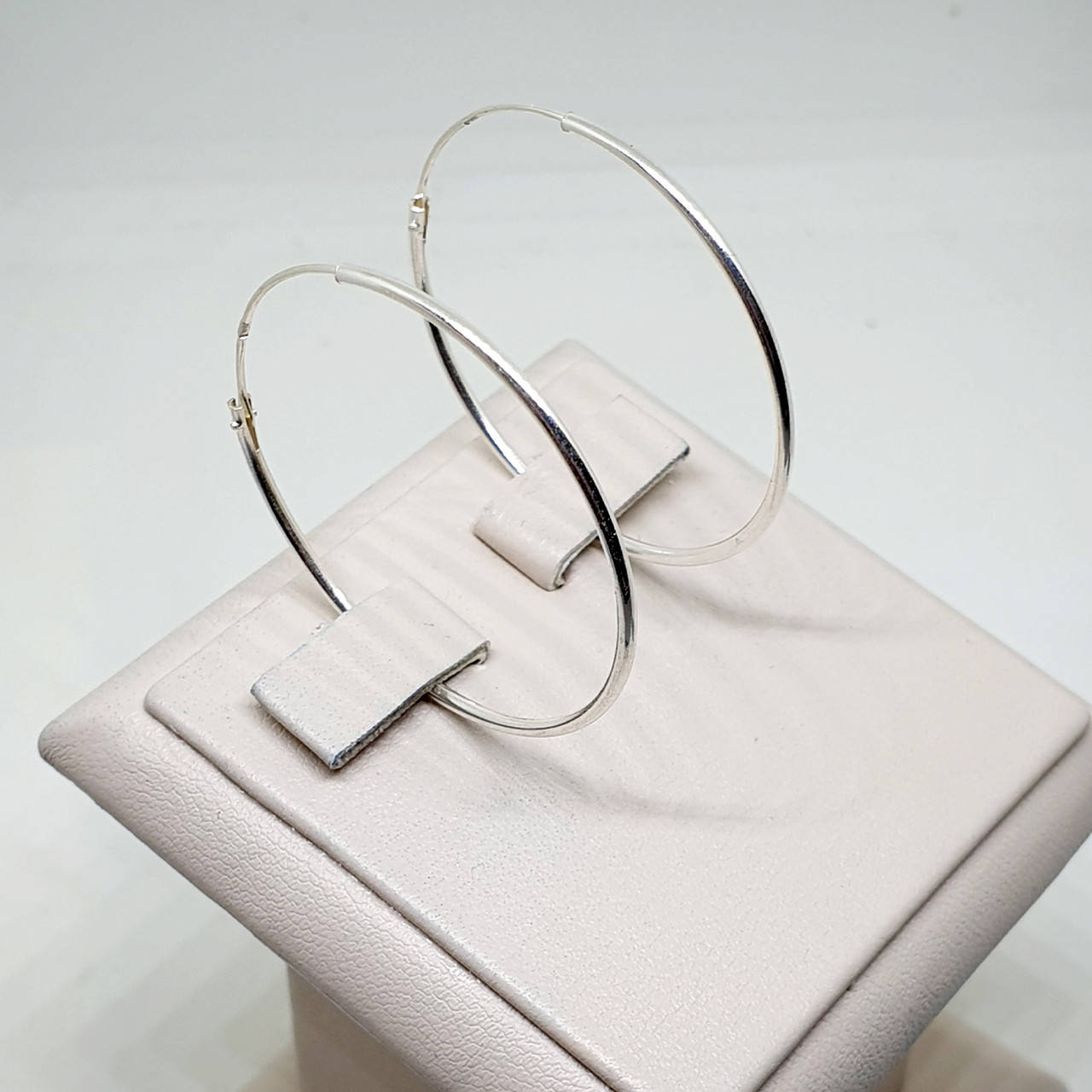 

Сережки-кольца серебряные d=34 mm 1.5 г