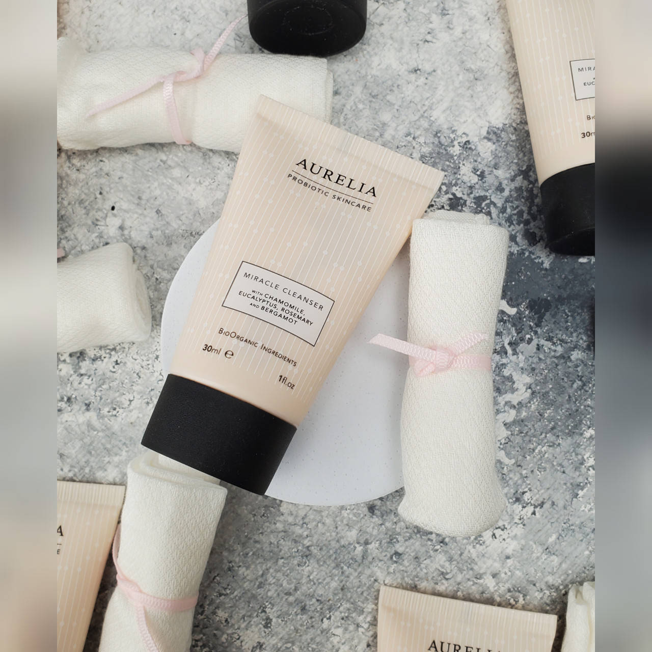 

Очищающее средство с пробиотиками + полотенце Aurelia Probiotic Skincare Miracle Cleanser 30 ml