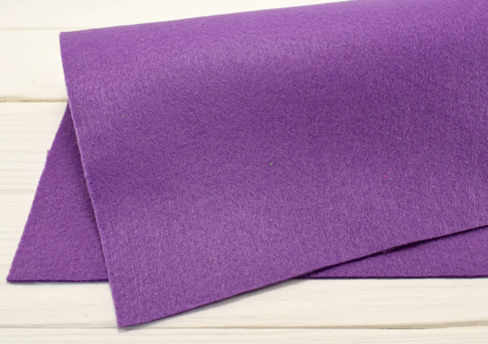 

Китайский мягкий фетр 1,3 мм (20х30 см) - №17 Темная-орхидея