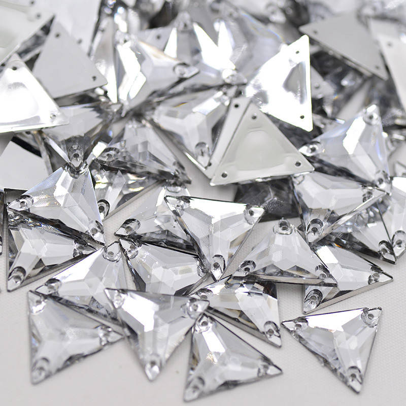 

Стразы для декора.16х16mm.Акрил. Треугольник Crystal Цена за 1шт