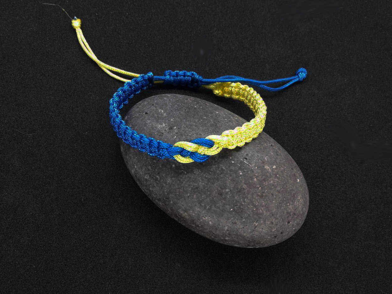 

Браслет "Ми разом" плетений жовто-блакитний