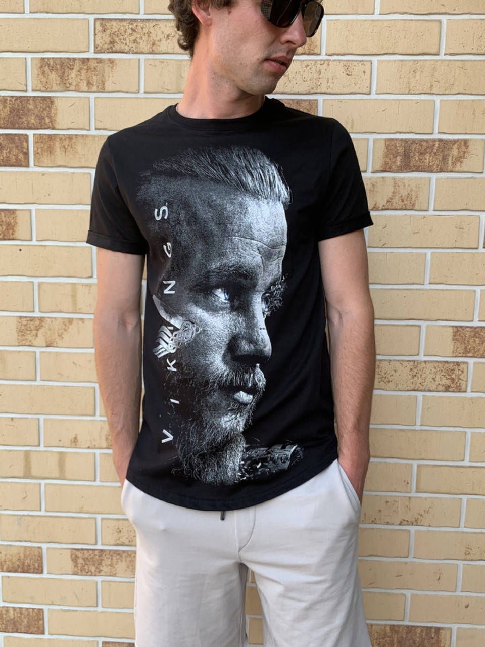 

Футболка мужская с принтом Викинг