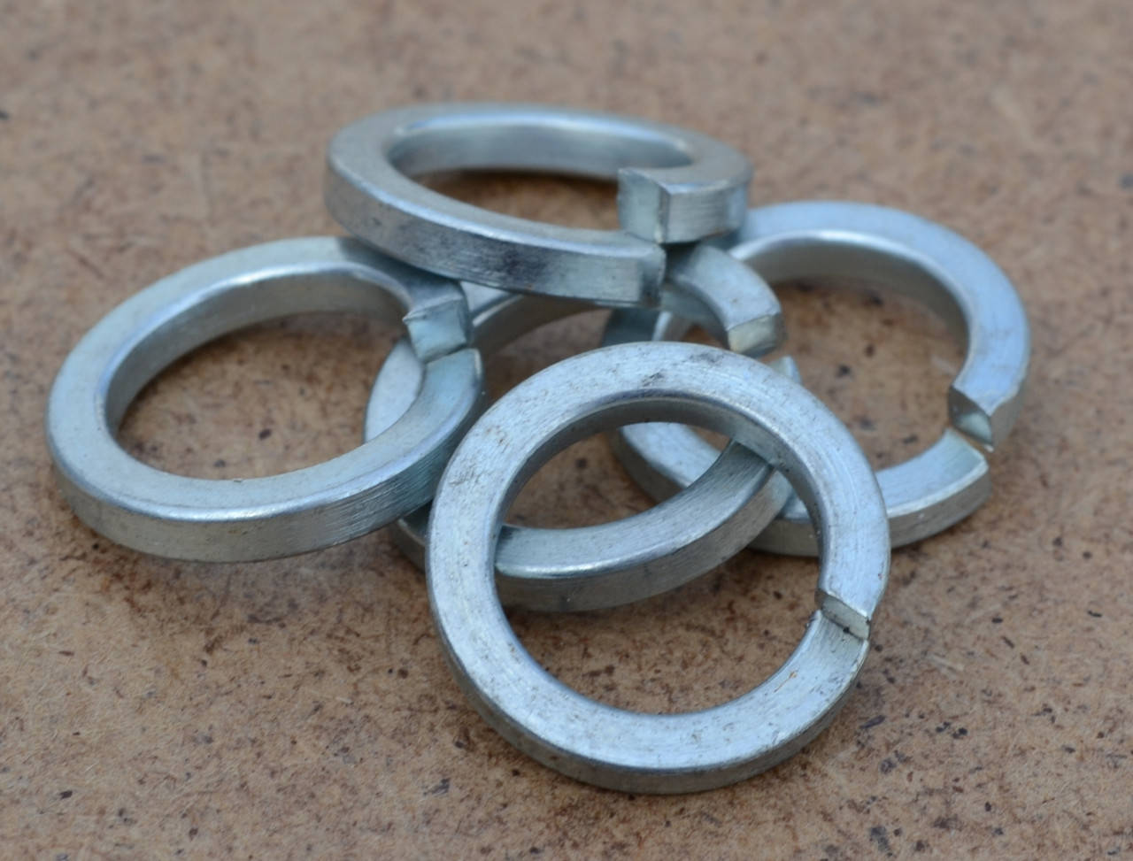 

Шайба Ф14 гровер ГОСТ 6402-70, DIN 127