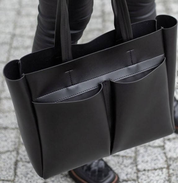 

Сумочка женская стильная на молнии с карманами искусственная кожа Jasmin, Черный