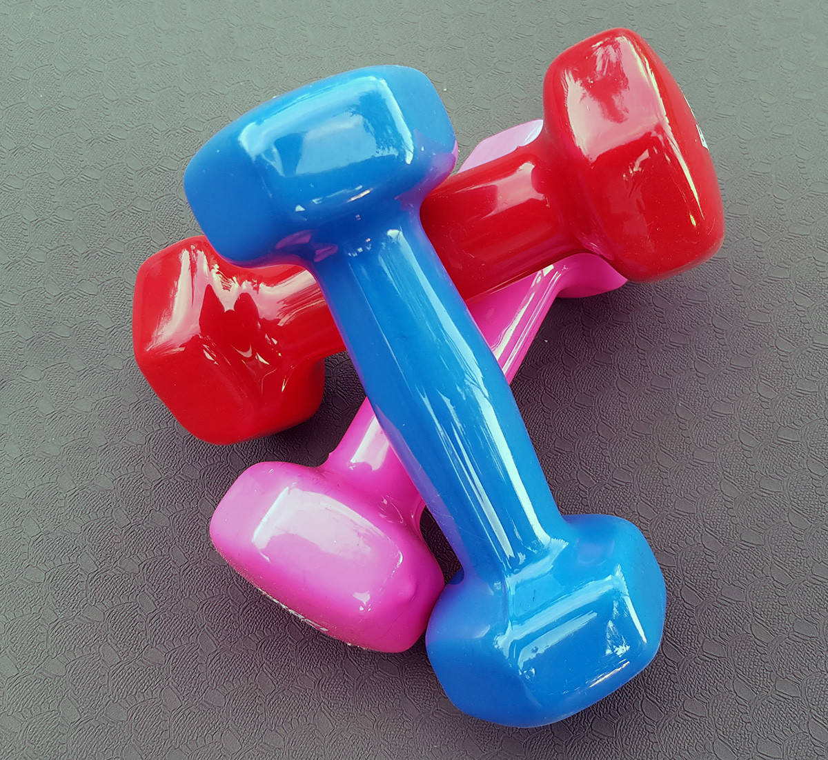 

Гантели для фитнеса виниловые цельные (неразборные) OSPORT Profi 0.5 кг (FI-0105-1), Разные цвета