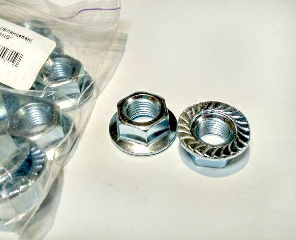 

Гайка коленвала D-10mm/ шаг 1.25mm (фланцевая)