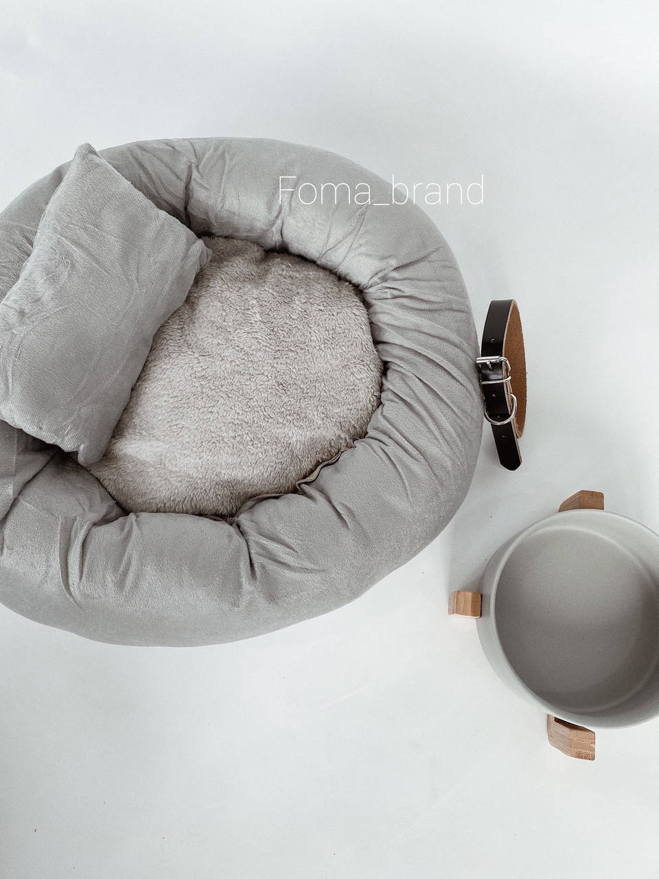 

Мягкий лежак подушка для собак и кошек диаметр 42см. Спальные места для домашних животных до 5кг