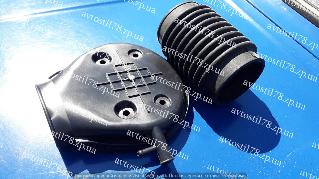 

Корпус воздушного фильтра(черепашка)+гофра фильтра Азлк-Москвич 2141