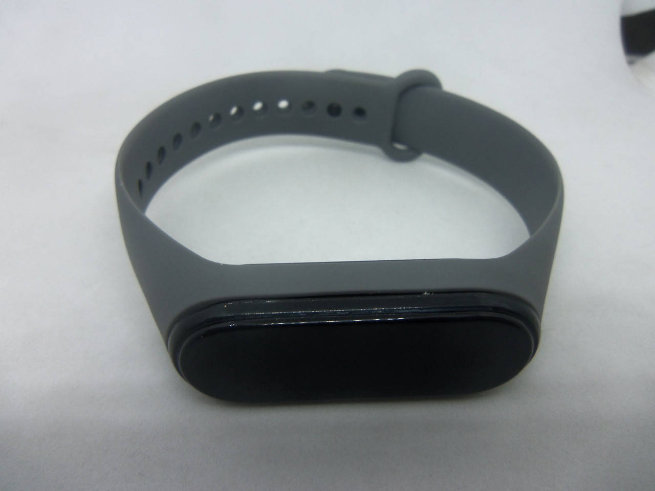 

Ремешок силиконовый браслет Mi Band 3/4 MiBand 3/4 ми бенд 3/4 темно-серый