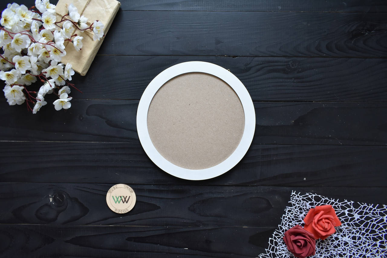 

Круглая фоторамка из дерева 10х10 см для составной настенной композиции, для панно, декора стен (любой цвет), Белый