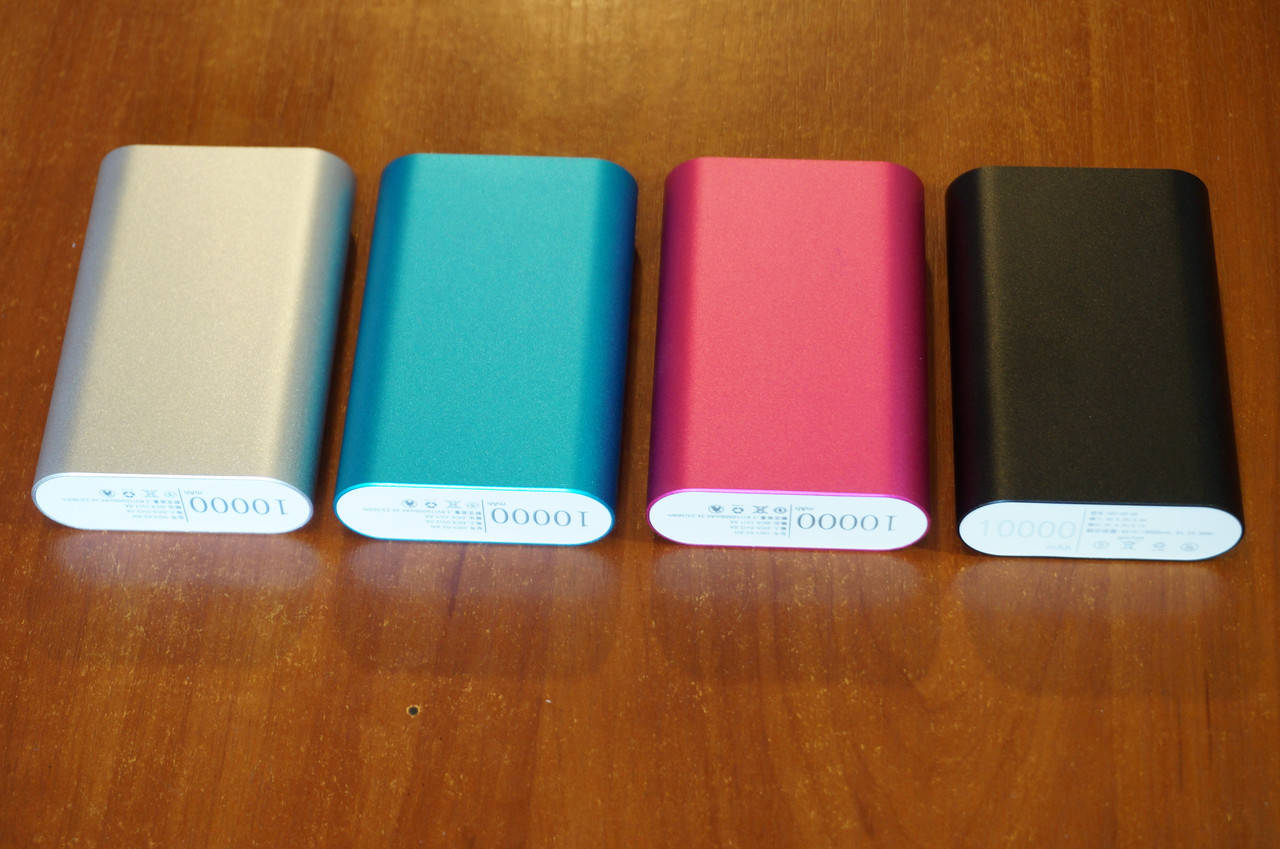 

Powerbank/портативное зарядное в алюминиевом корпусе, 10200 Mah