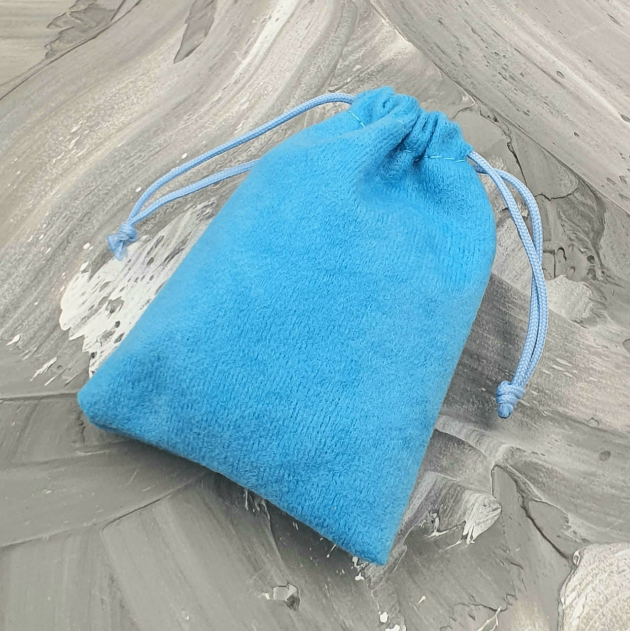 

Подарочный мешочек бархат бирюзовый матовый 32292 размер 7х9 см