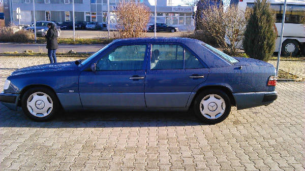 

Автофарба BASECOAT Mercedes 929 Nautikblau 0,8L, Синий
