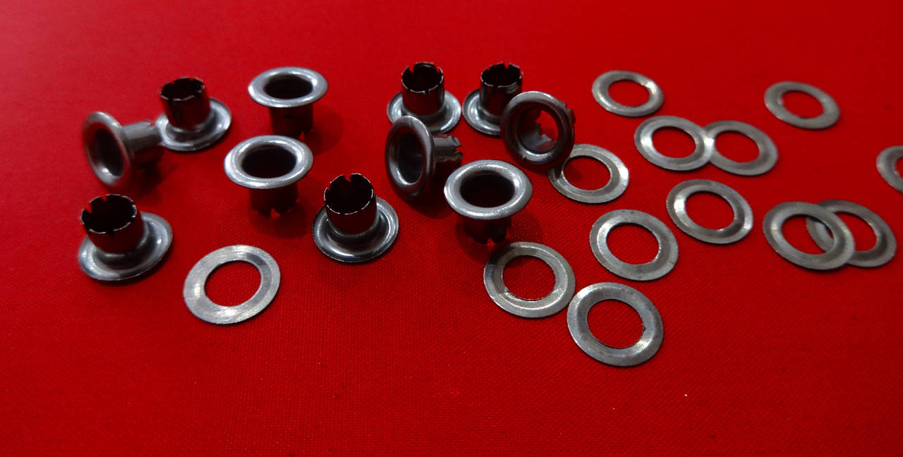 

Блочка люверс+шайба 4 мм темный никель (8,5*5,5*4,5)