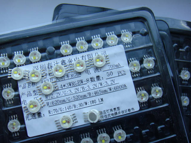 

LED диод bulb 10w 12w RGBW 700mA 1шт для WASH голов, паров