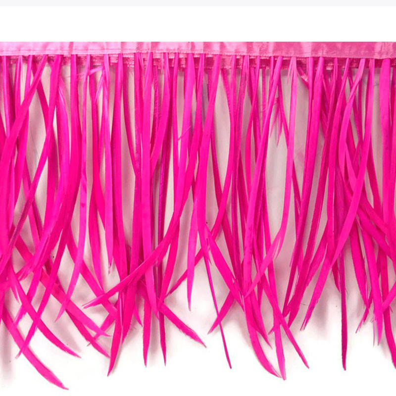 

Тесьма перьевая(стриженное гусиное перо Biot).Цвет Fuchsia. Цена за 0.5м