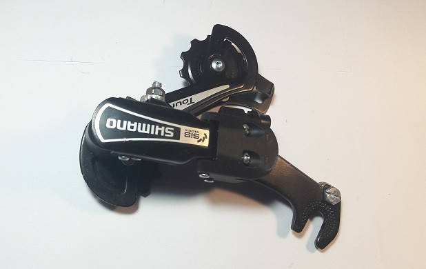 

Перекидка цепи задняя 6-7 звезд крепление под крюк shimano RD-TY21A