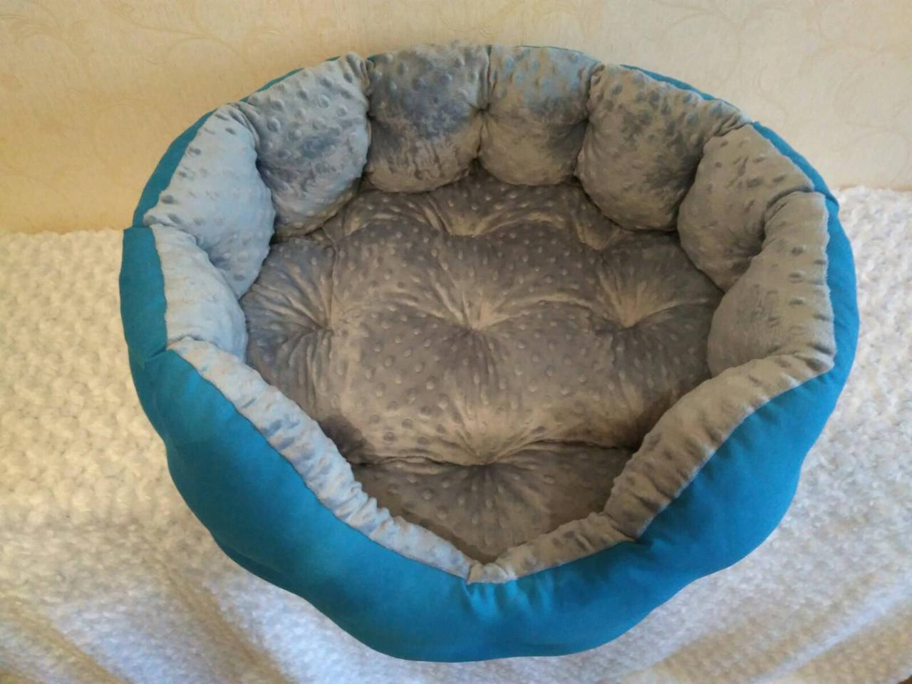 

Лежанки лежаки пуфики подушка «Прима» с мехом минки для котов и собак Мягкие спальные места для животных. 70