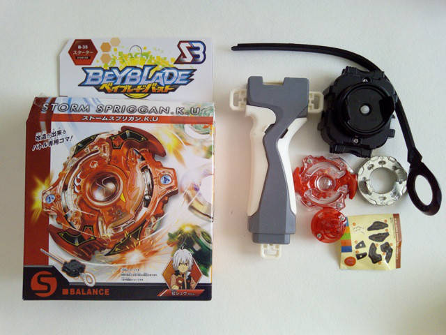 

Beyblade b35 Storm Spriggan Бейблейд волчок с ручкой и пусковым механизмом B-35