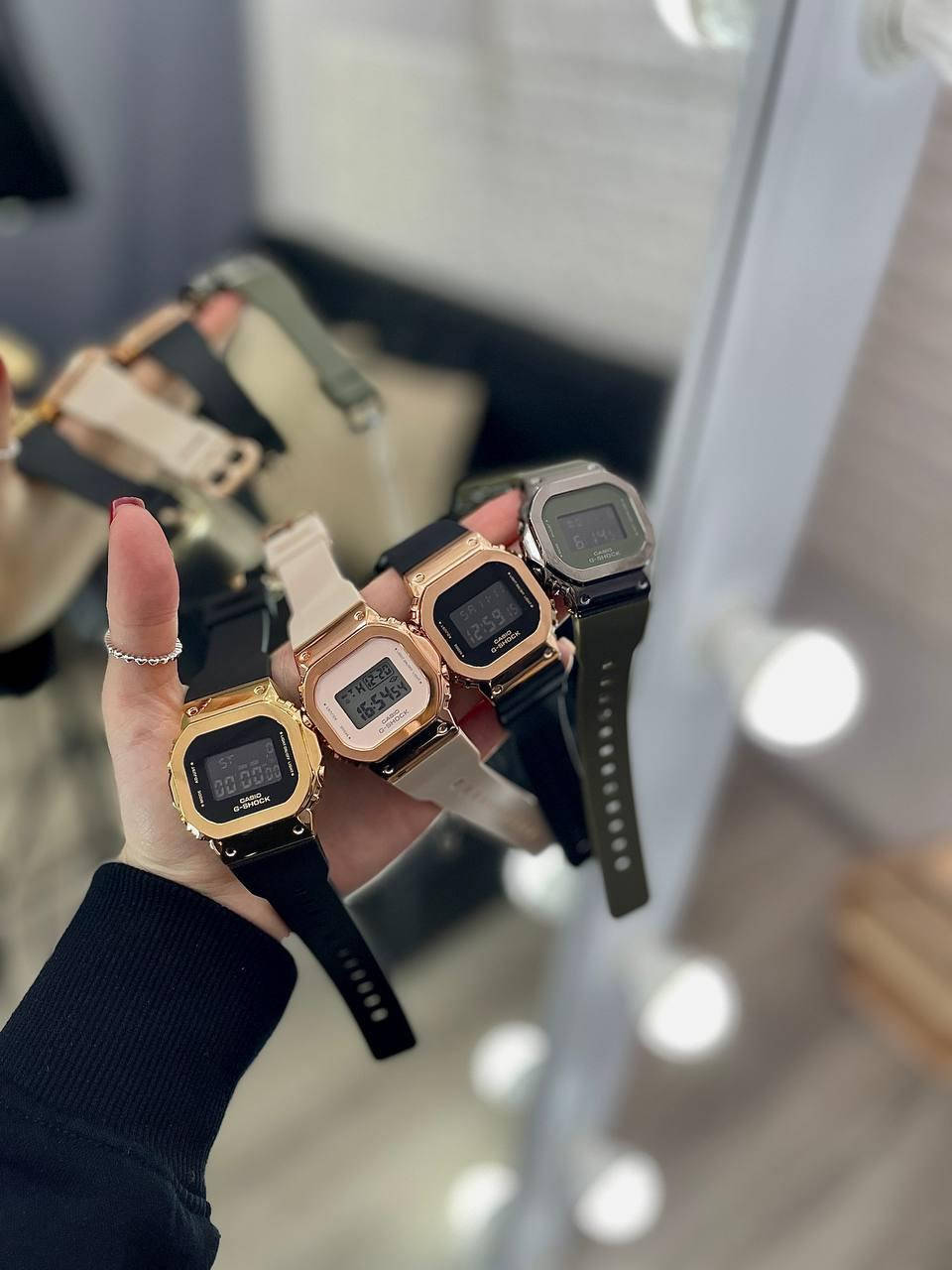 

Стильные наручные мужские часы Casio 5600 Black-Silver