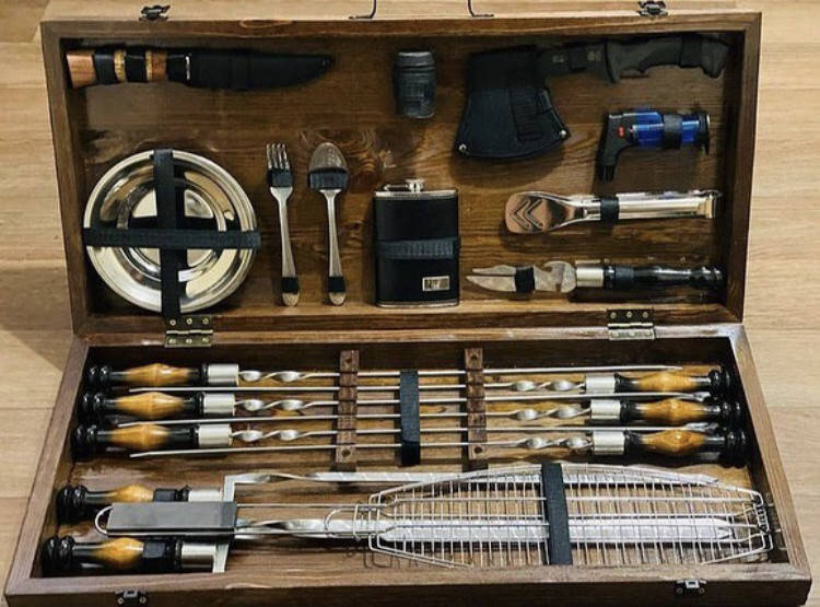 

Набор шампуров в деревянном кейсе ручной работы Подарочный