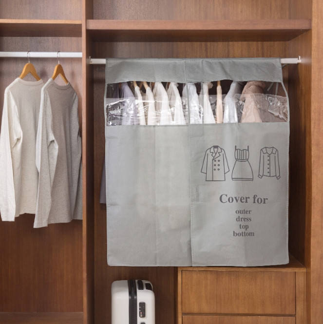 

Чехол для защиты вещей от пыли Серый