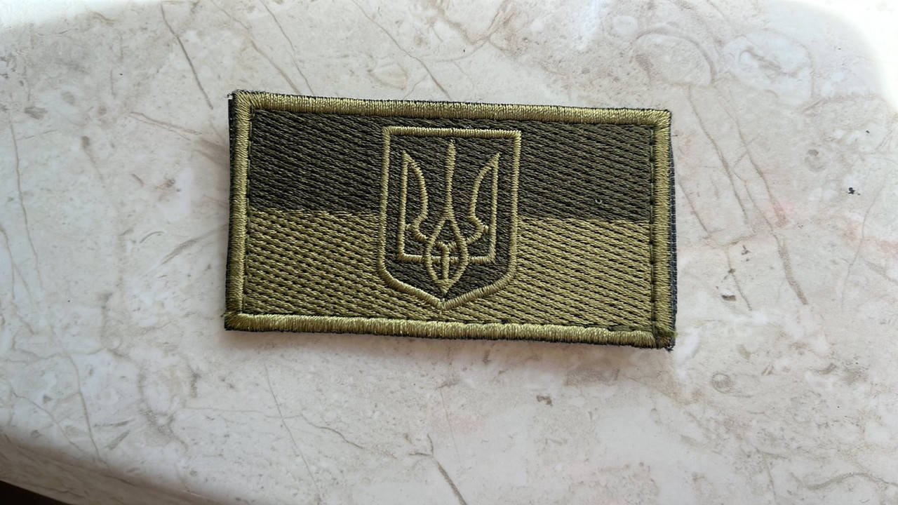 

Флажок на бейсболку