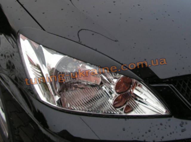 

Реснички на Mitsubishi Lancer 9 2003-06 (узкие), Черный