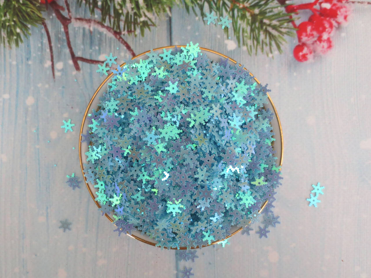 

Пайетки, "СНЕЖИНКА", d 9 мм, цвет ГОЛУБОЙ с переливом, 10 грамм ≈ 450 шт