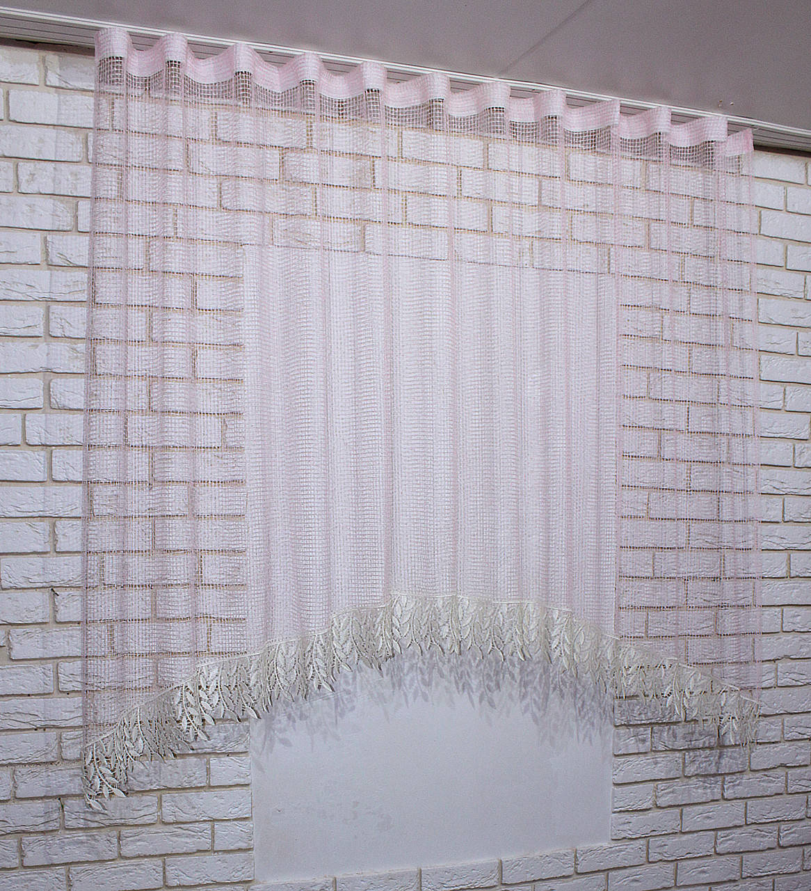 

Арка сетка (285х160см.) на кухню, балкон. С макраме. Цвет розовый с молочным. Код 000к 51-059