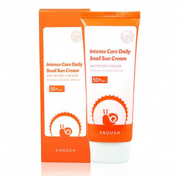

Солнцезащитный улиточный крем Enough Intense care daily snail sun cream SPF50 PA+++
