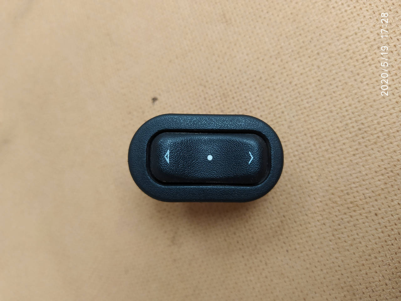 

Кнопка стеклоподъемника Opel Corsa Astra G Zafira 13363100 90561388
