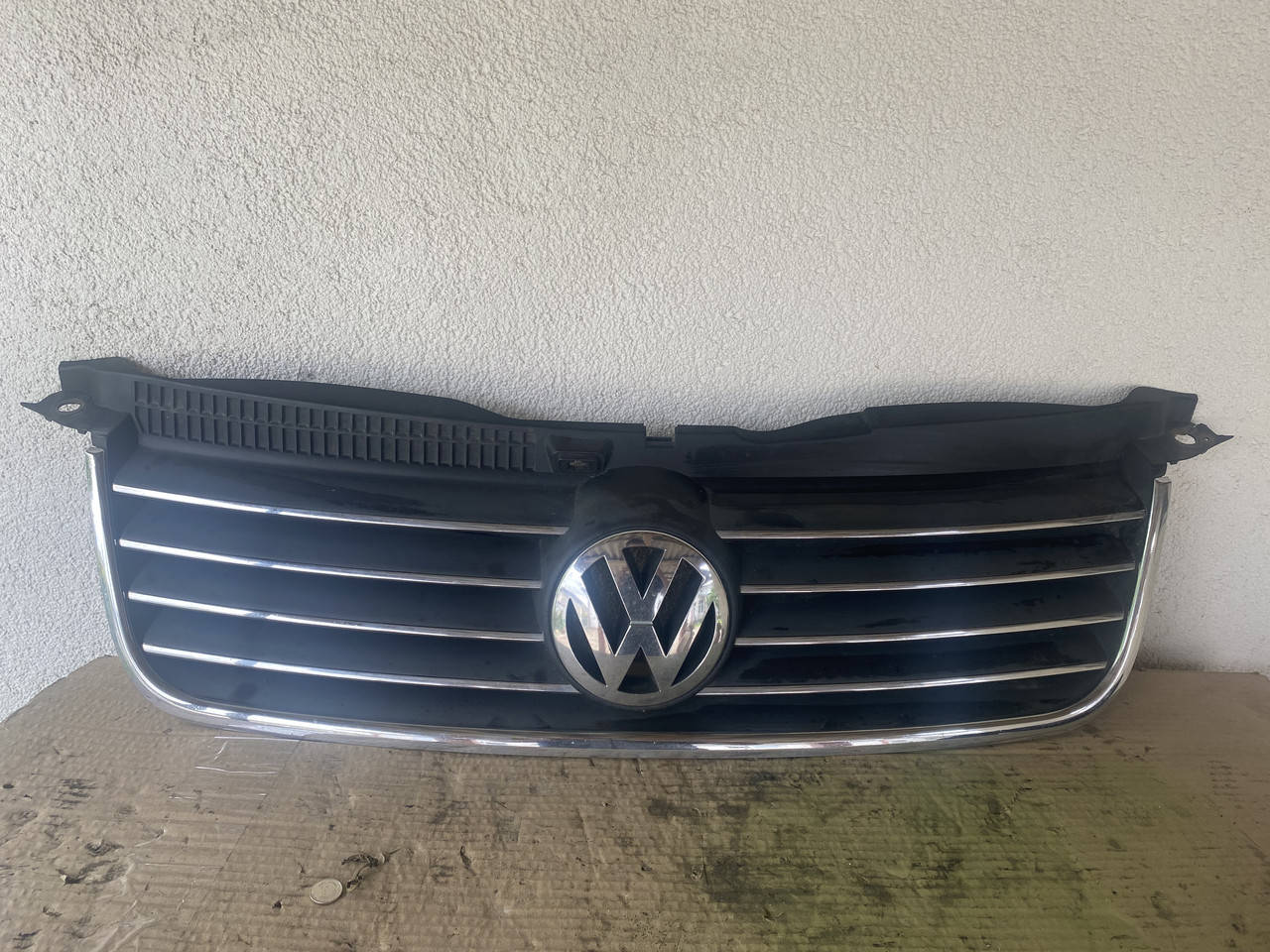 

Решітка радіатора VW Passat b5+